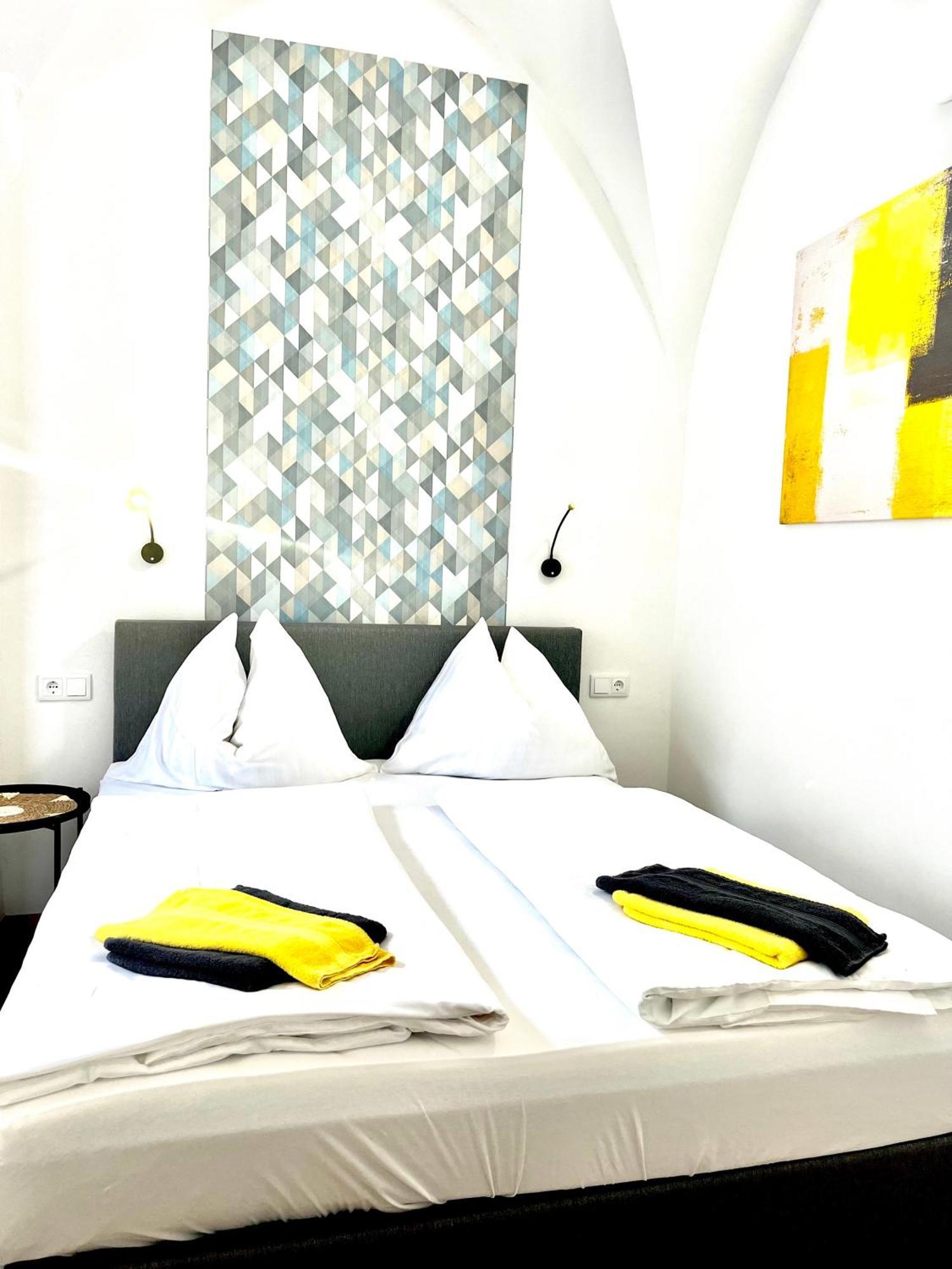 Hotel Zum Goldenen Hirschen Freistadt Bagian luar foto