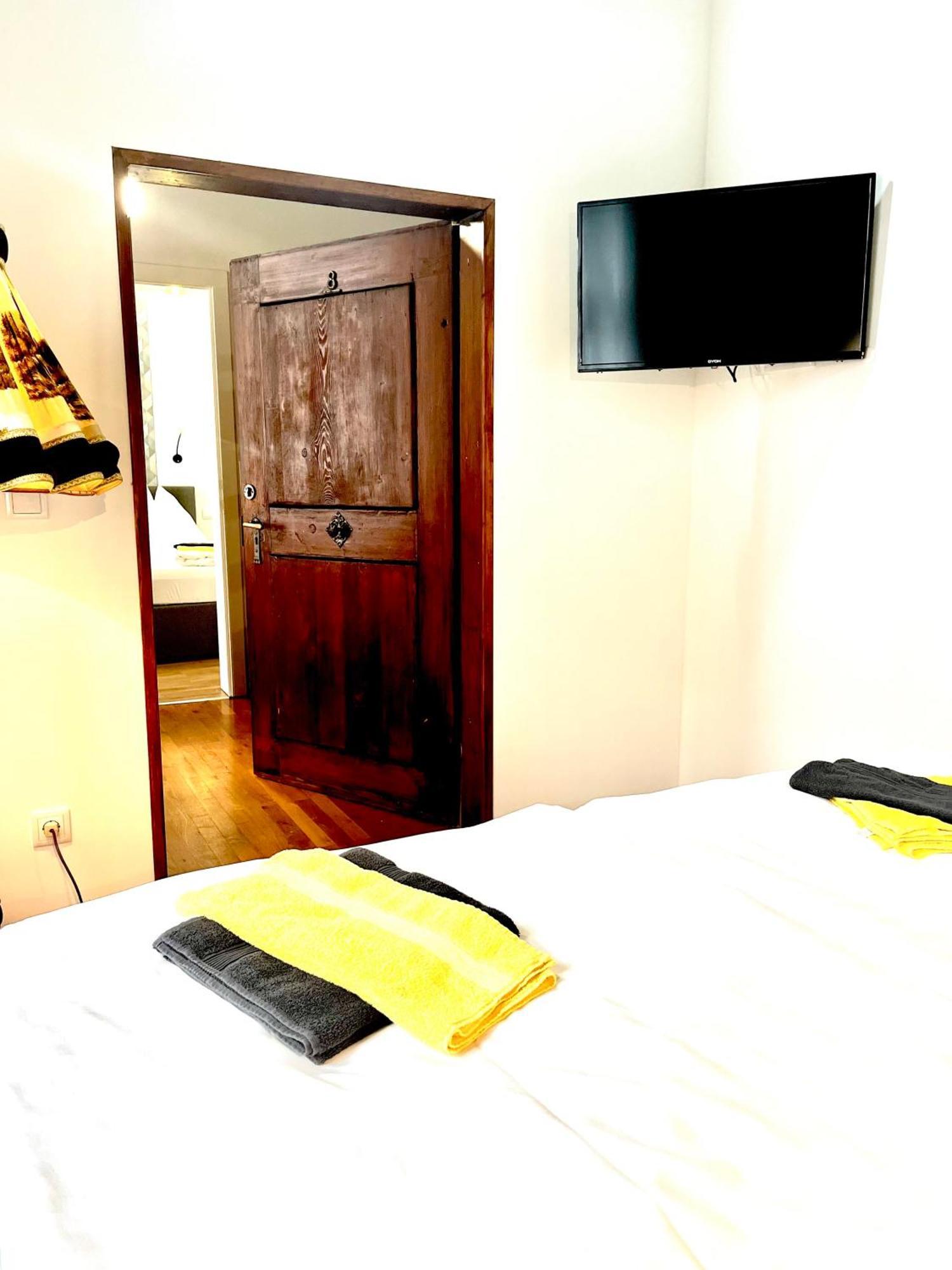 Hotel Zum Goldenen Hirschen Freistadt Bagian luar foto